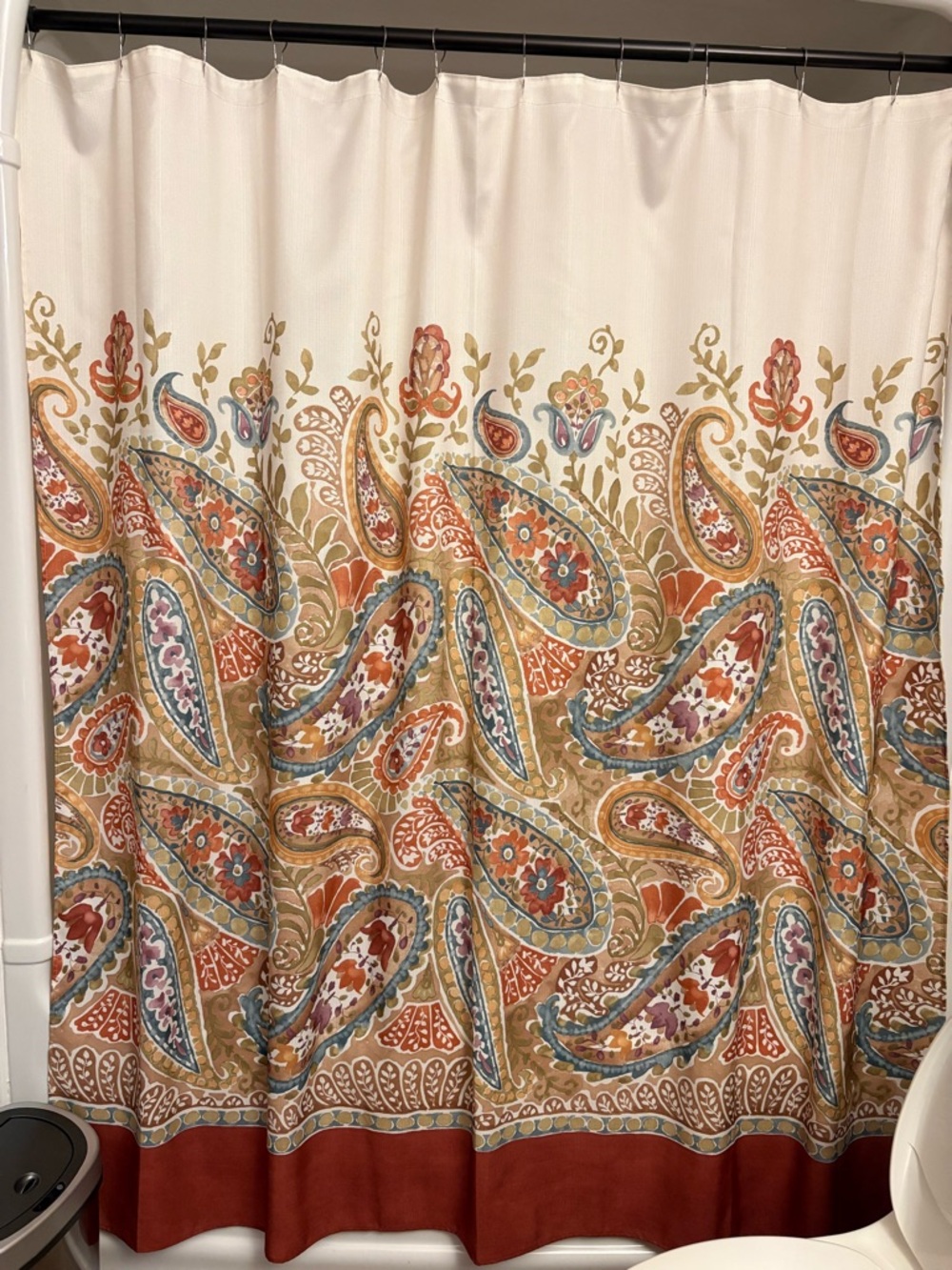 Bed Bath & Beyond Beige and Teal Embossed Ceramic Bath Accessory and Curtain Set